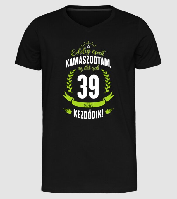  minta fekete pólón