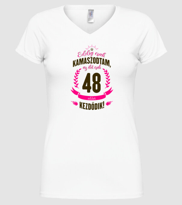  minta fehér pólón