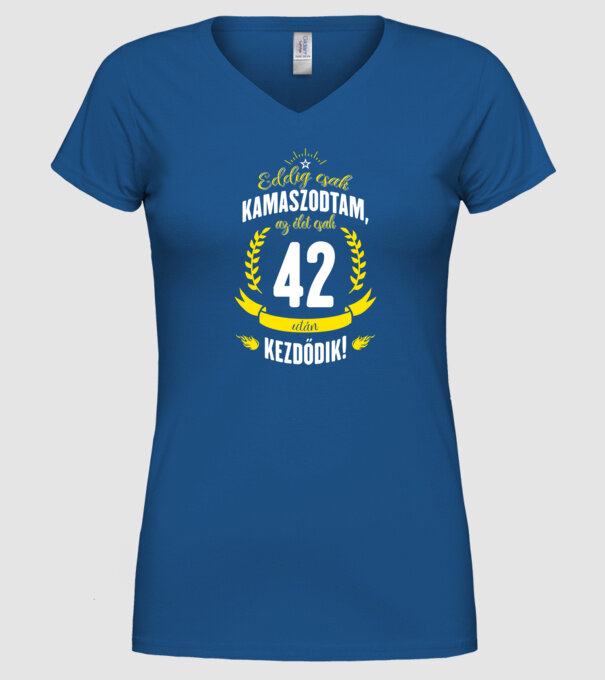  minta királykék pólón