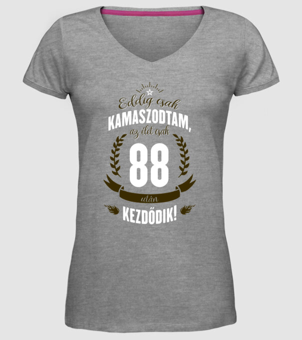  minta szürke pólón