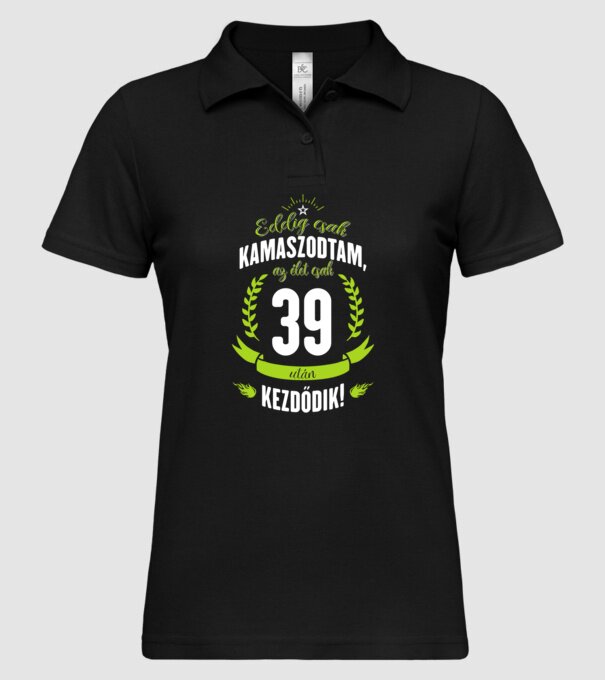  minta fekete pólón