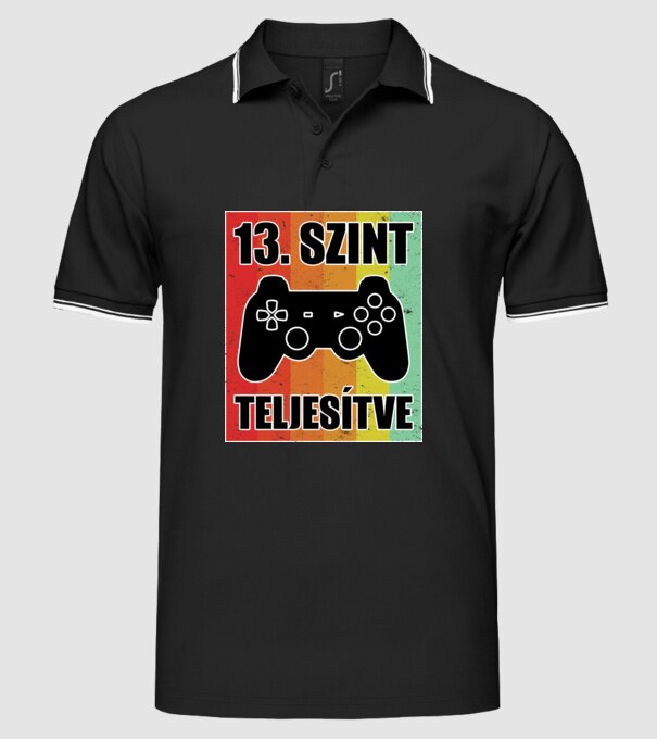  minta fekete pólón